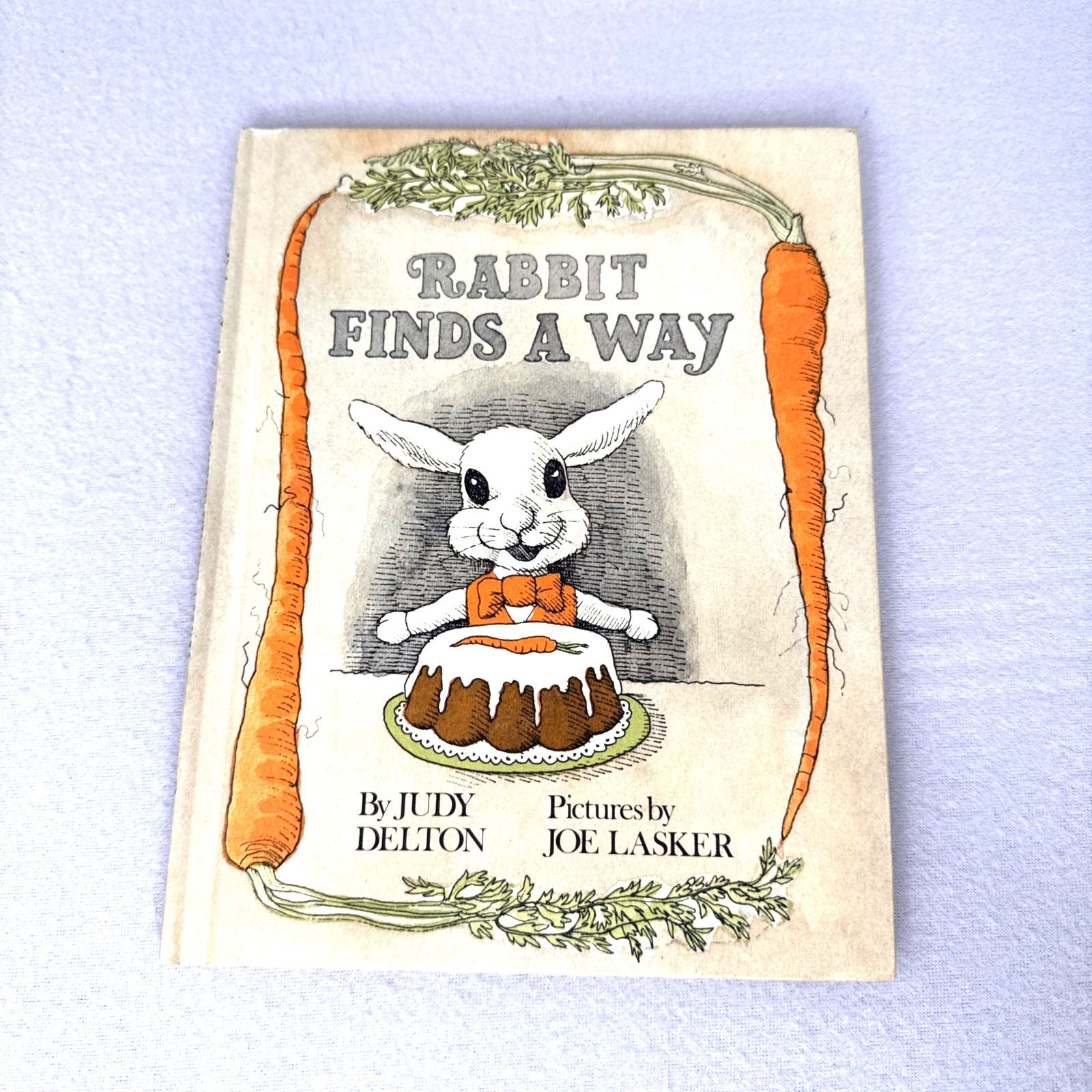 Rabbit Finds a Way by Judy Delton 1975 Vintage Hardcover Book BCE