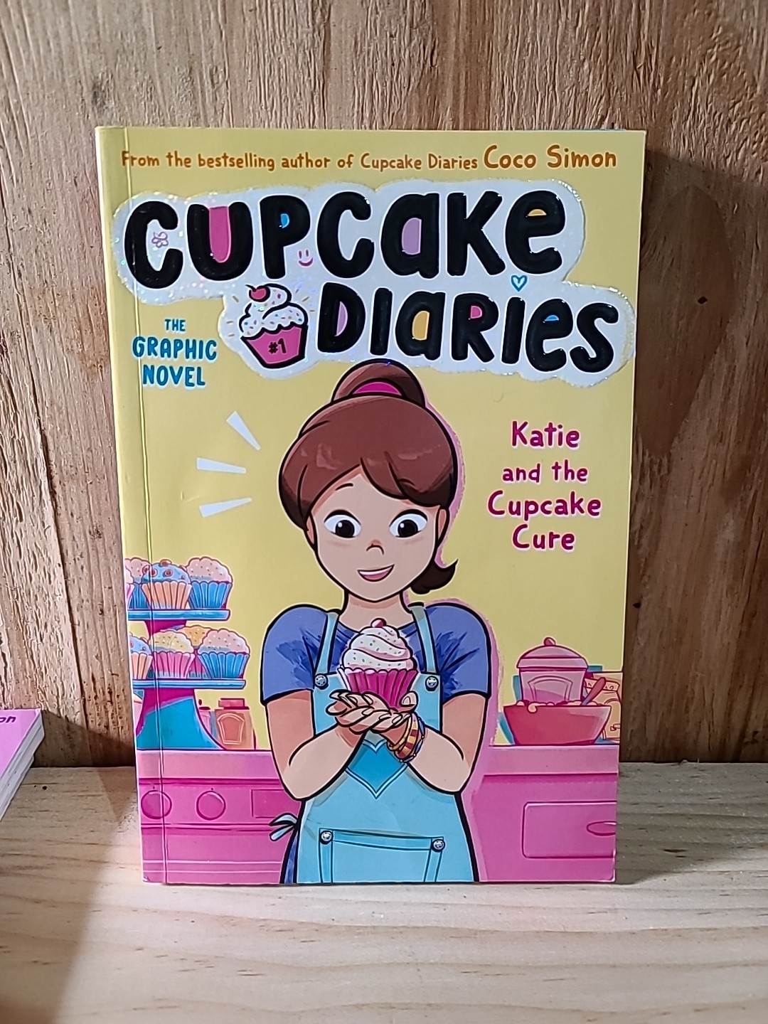 Cupcake Diaries Graphic Novel Box Set 4 Books Coco Simon Kids Series Paperback L