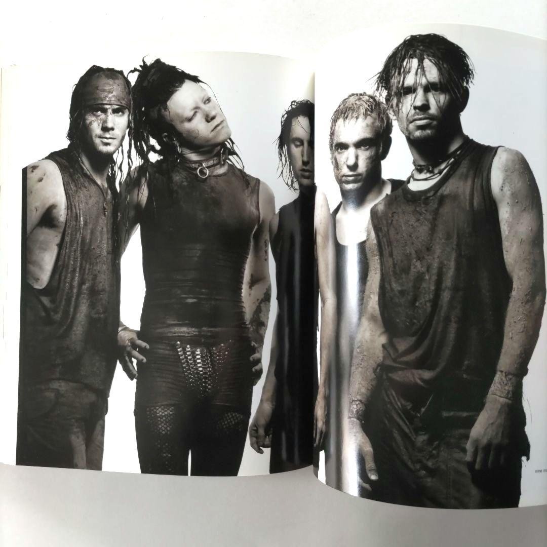 Albert Watson Mad Dog Photobook 128 pages Hardcover 9.4×11.8 inches 1997