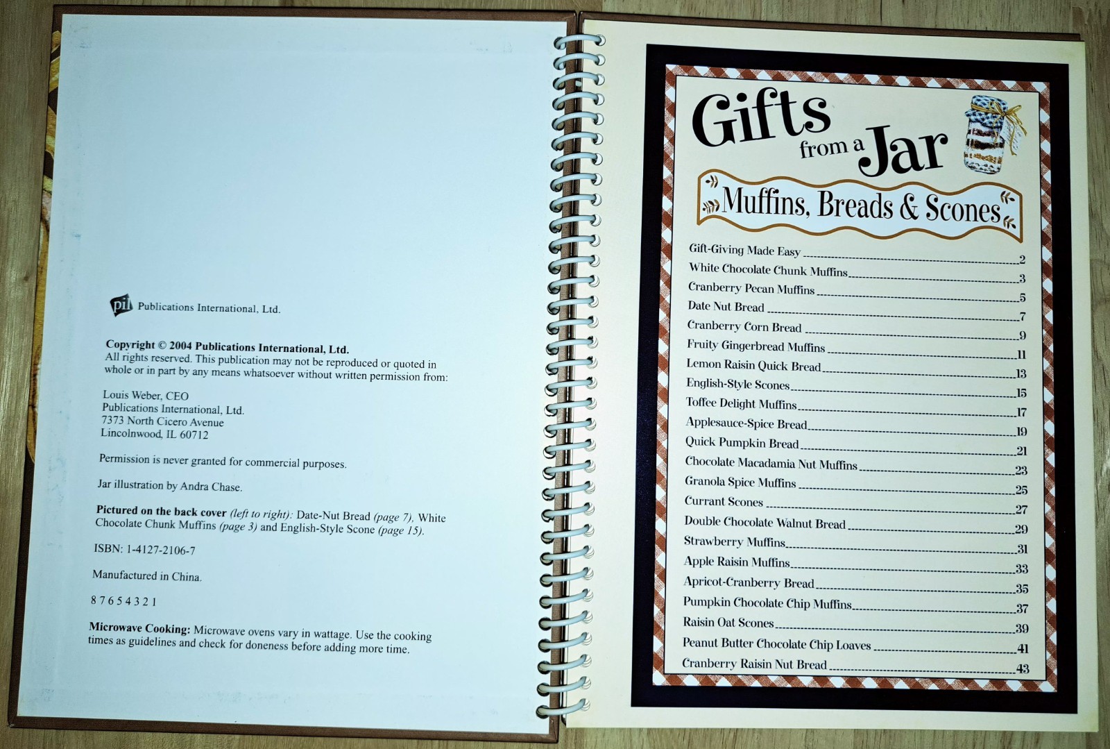 Lot of 2 Gifts from a Jar Cookbooks: Muffins Breads Scones & Soups Chilis More