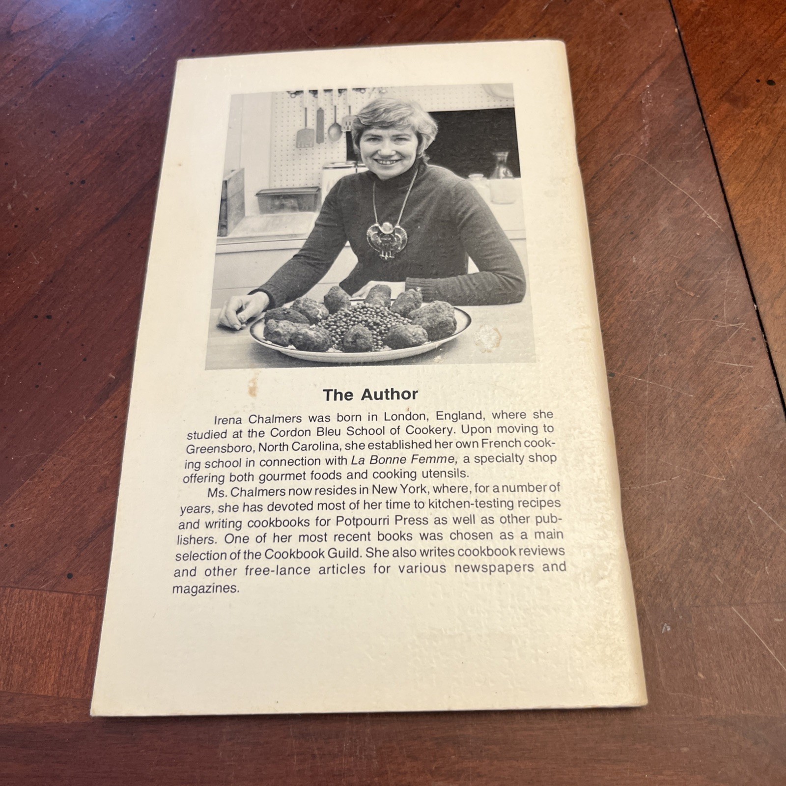 Omelette Originals Cookbook Irena Chalmers Bob Penny VTG PB 1977 Potpourri Press