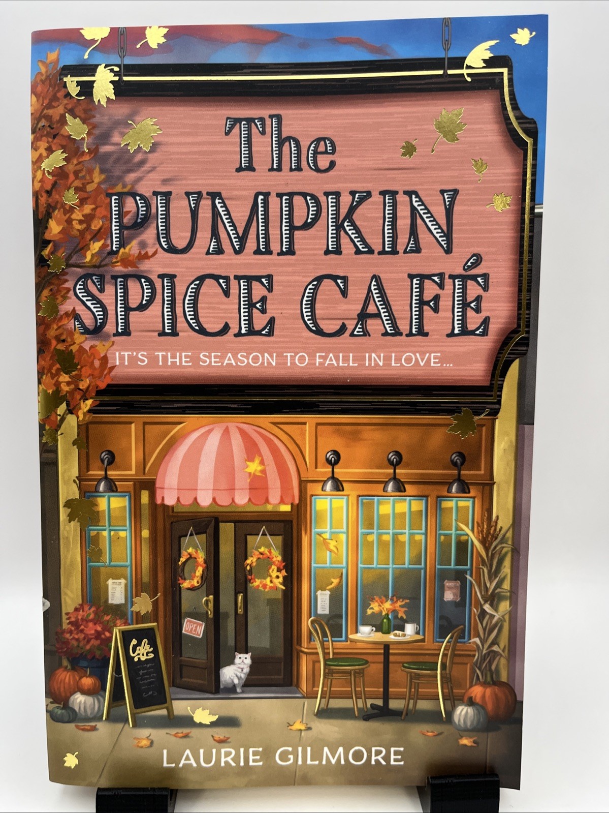 Pumpkin Spice Café by Laurie Gilmore Paperback