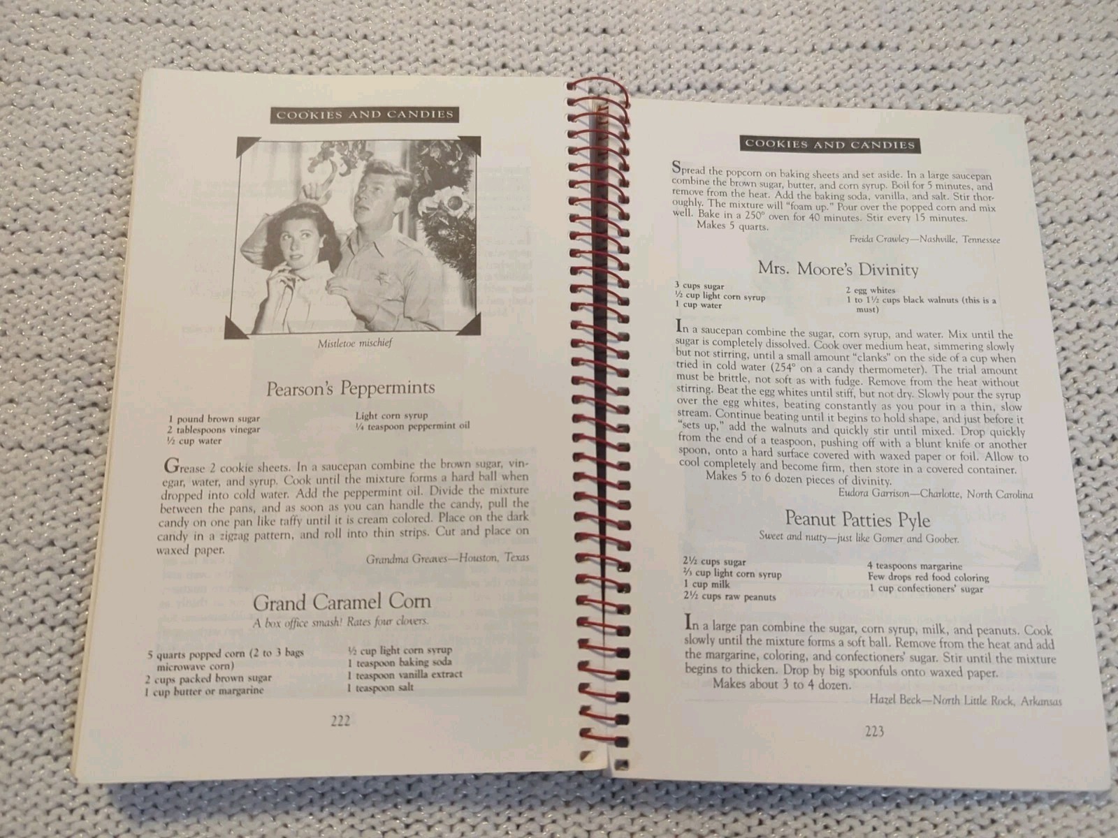 Aunt Bee’s Mayberry Cookbook – Spiral-bound By Ken Beck and Jim Clark