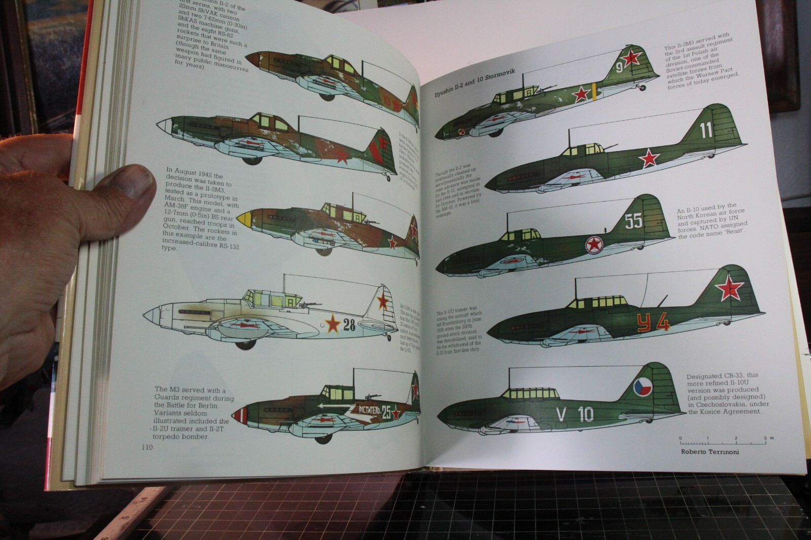 Aircraft of World War II by Bill Gunston Hardcover 208p (M92818)