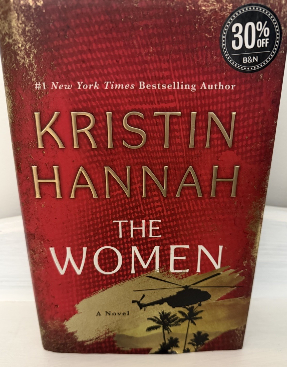 KRISTIN HANNAH THE WOMEN HARDCOVER