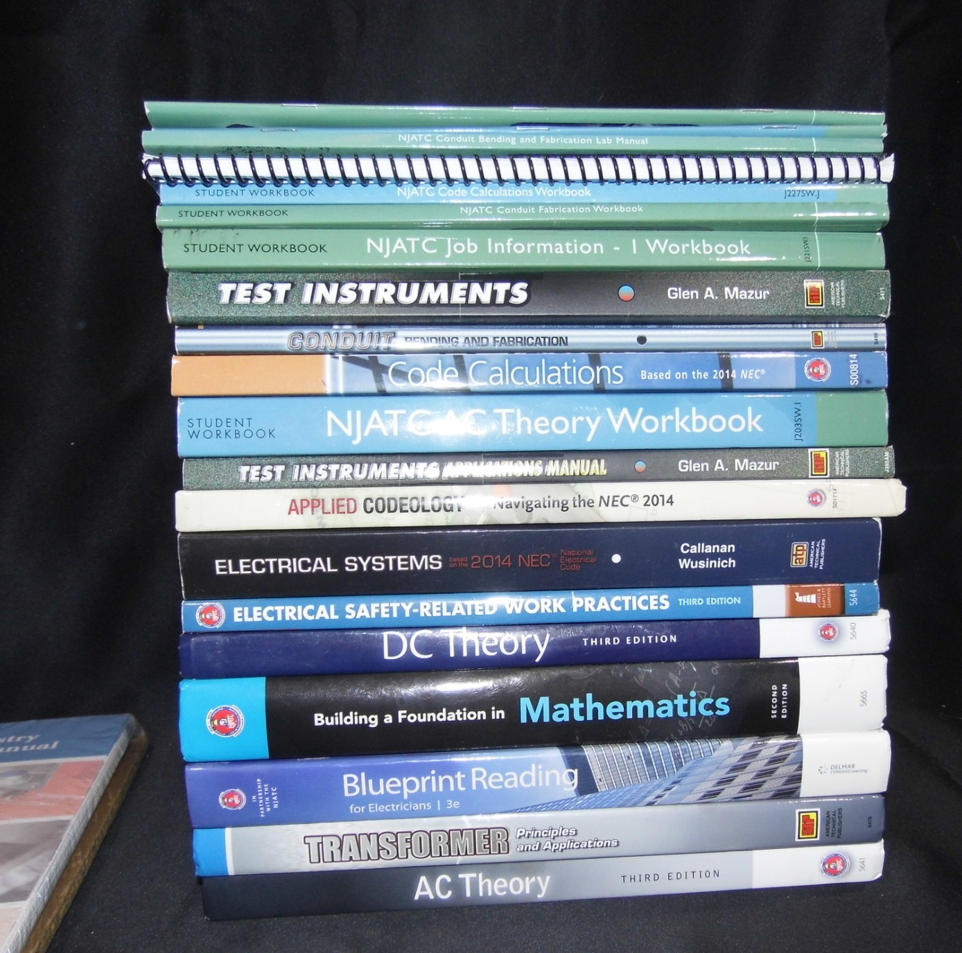 NJATC Electrician Training Books Lot IBEW NECA 21 Diffrent Books Apprenticeship