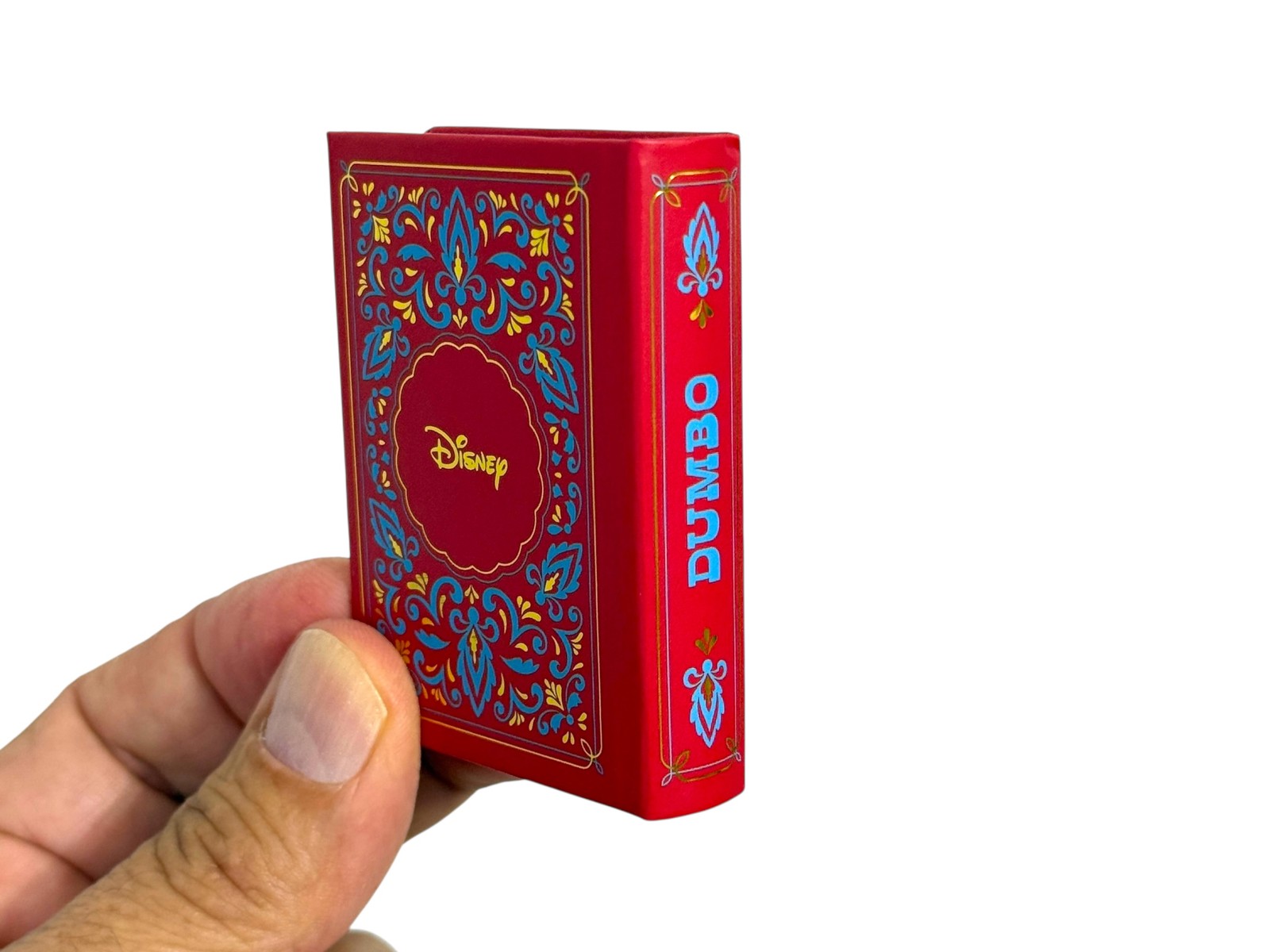 Dumbo in Spanish deluxe Mini Book with slipcase hardcover 190p color illustrated