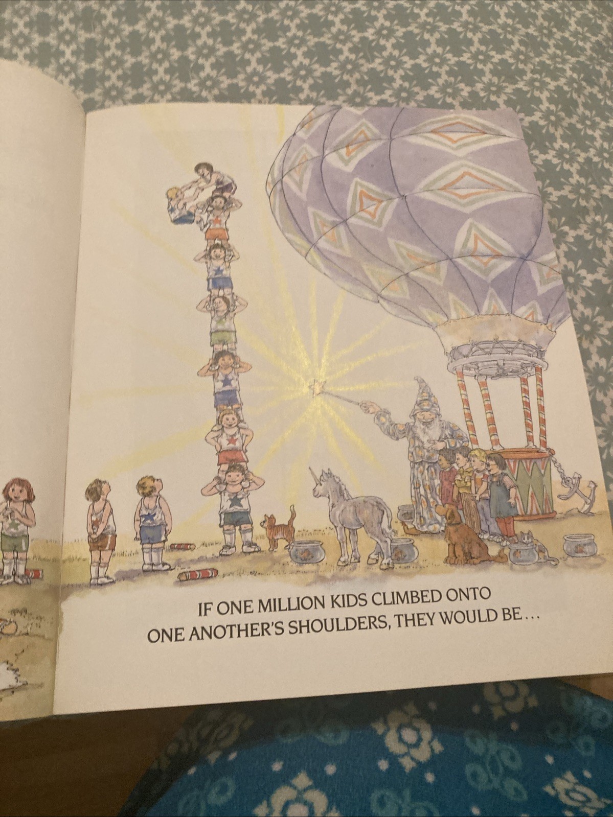 How Much Is a Million? – 0590436147, paperback, David M Schwartz
