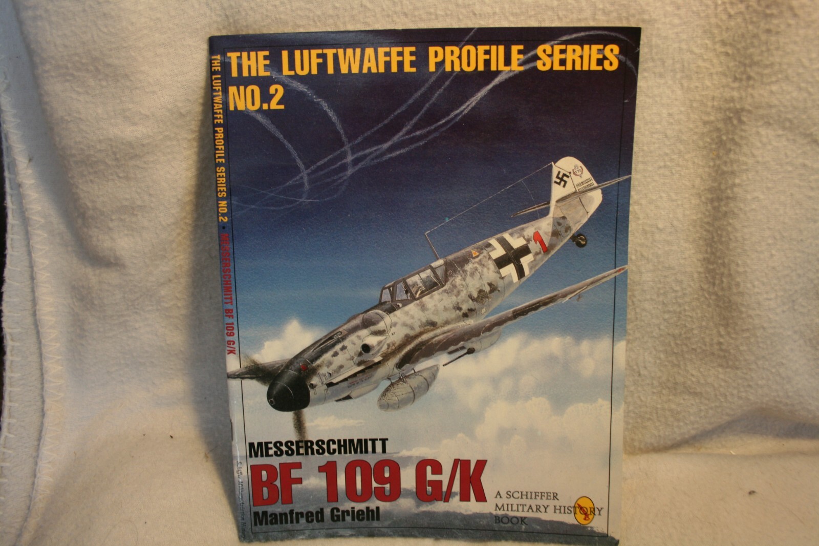 MesserschmittBF 109 G /K Griehl Luftwaffe Schiffer Military book VG Condition