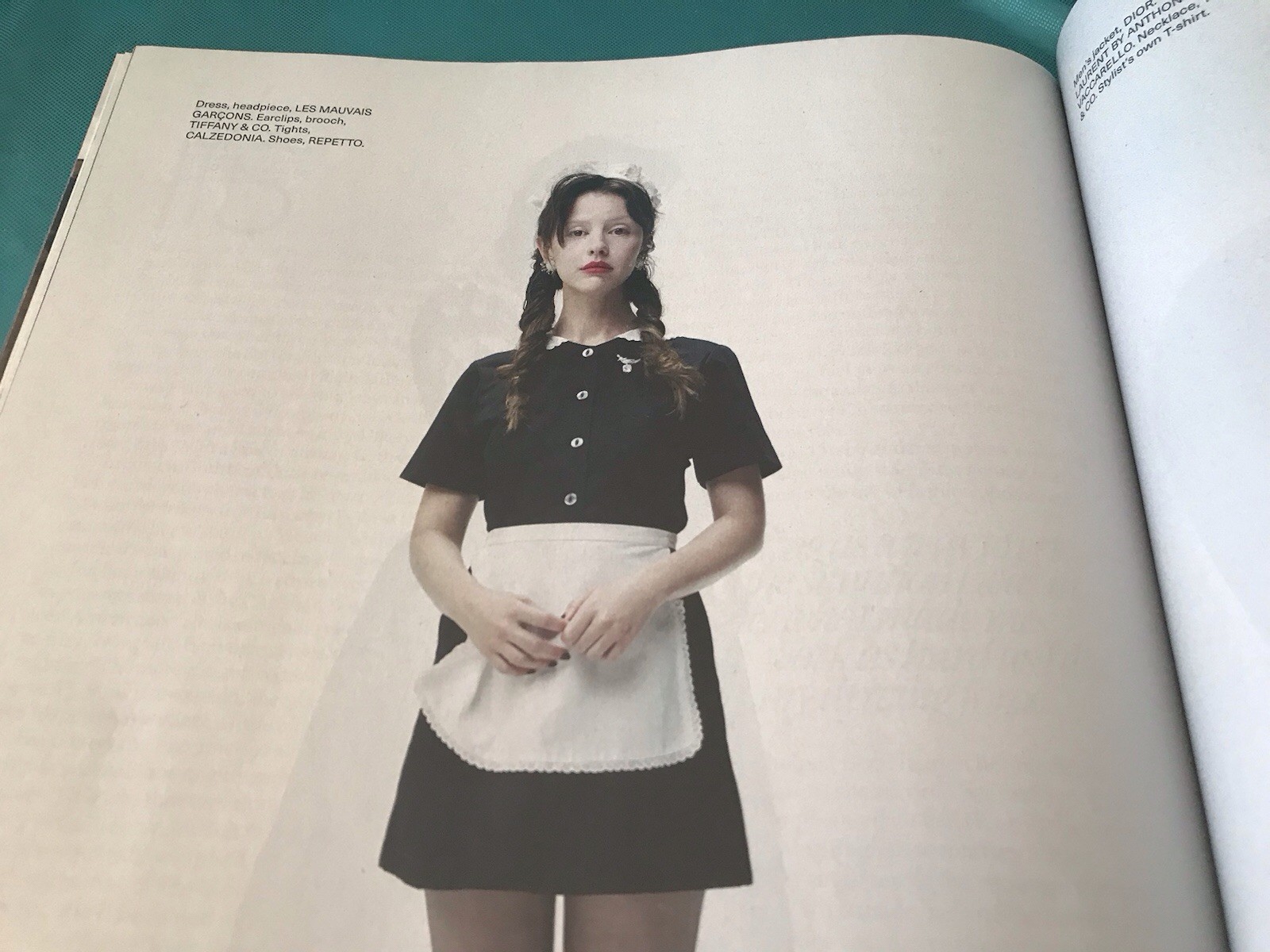 ELLE MAGAZINE – November 2025 – MIA GOTH Is The Moment – NEW! UNREAD