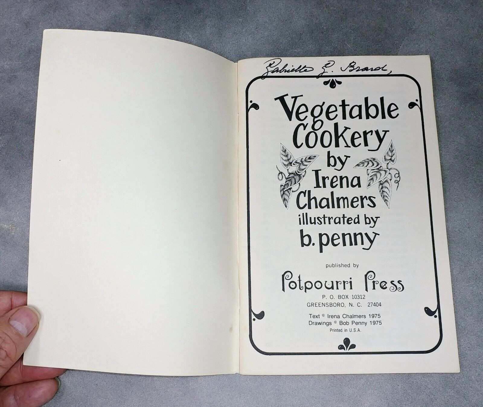 Vegetable Cookery by Irena Chalmers Recipe Booklet Vintage 1975 Vegetarian