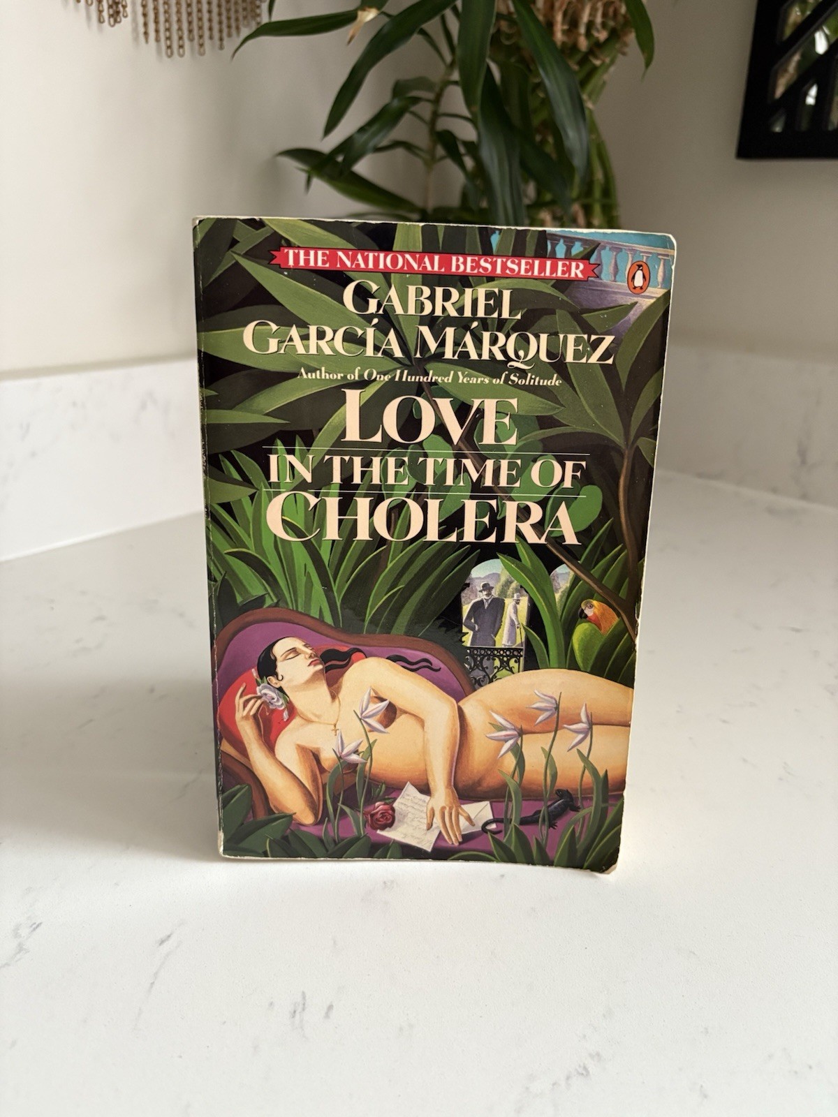 Gabriel García Márquez Love in the Time of Cholera Paperback Penguin Fiction