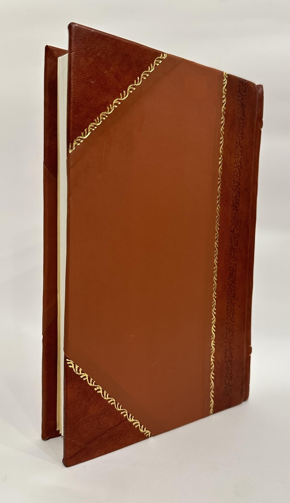 How to Write Special Feature Articles .. by Willard Grosvenor [Leather Bound]
