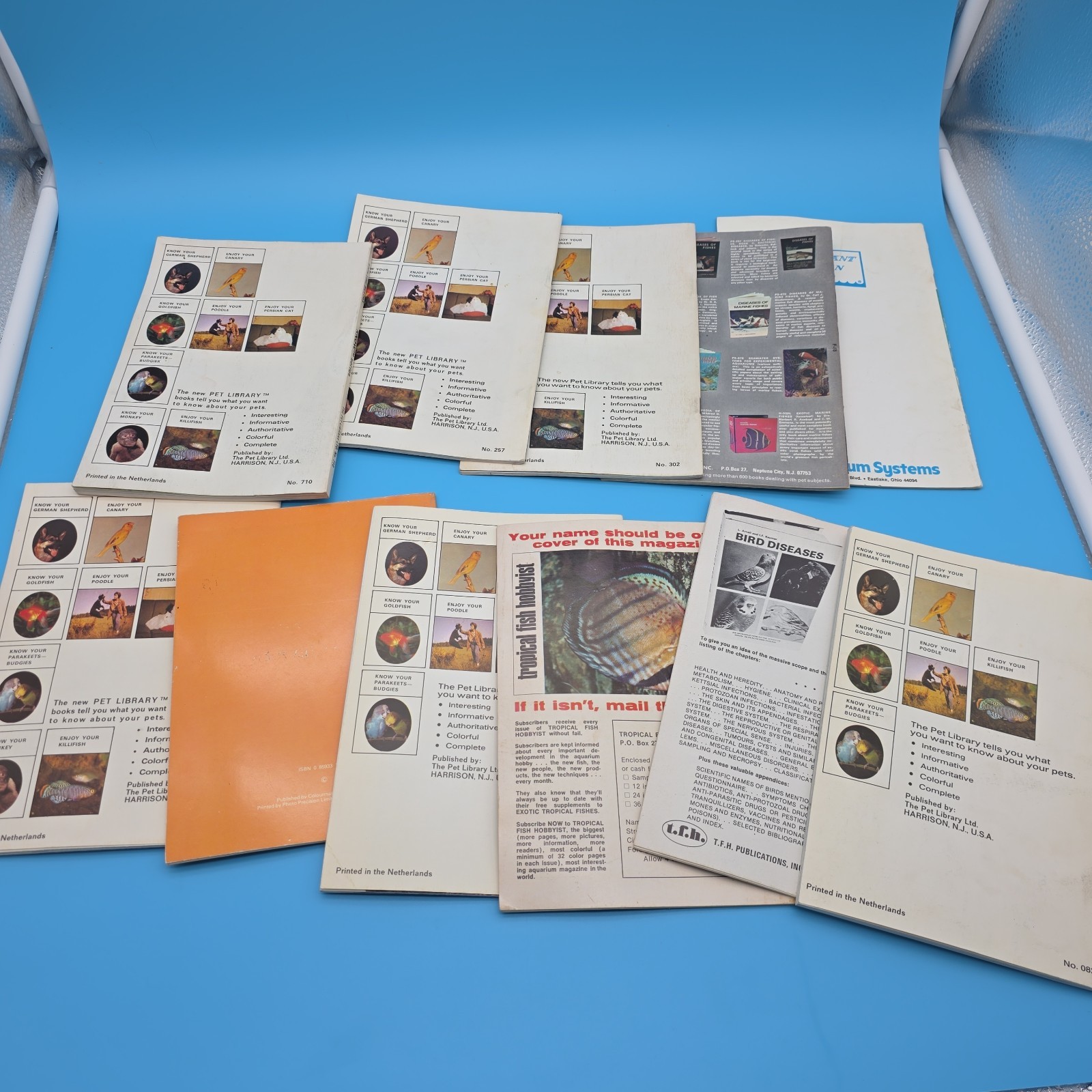 VTG 60s70s TFH Trade Paperback Booklets PETS Bird Fish Newt Turtle Toad Lot 11