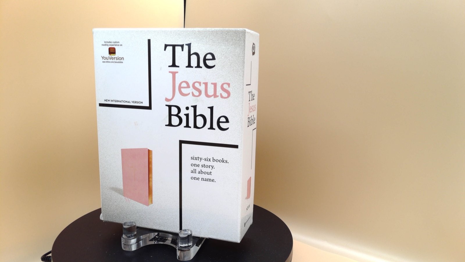 Passion, Louie Giglio – Passion – The Jesus Bible New SE… – SEE DESCRIPTION