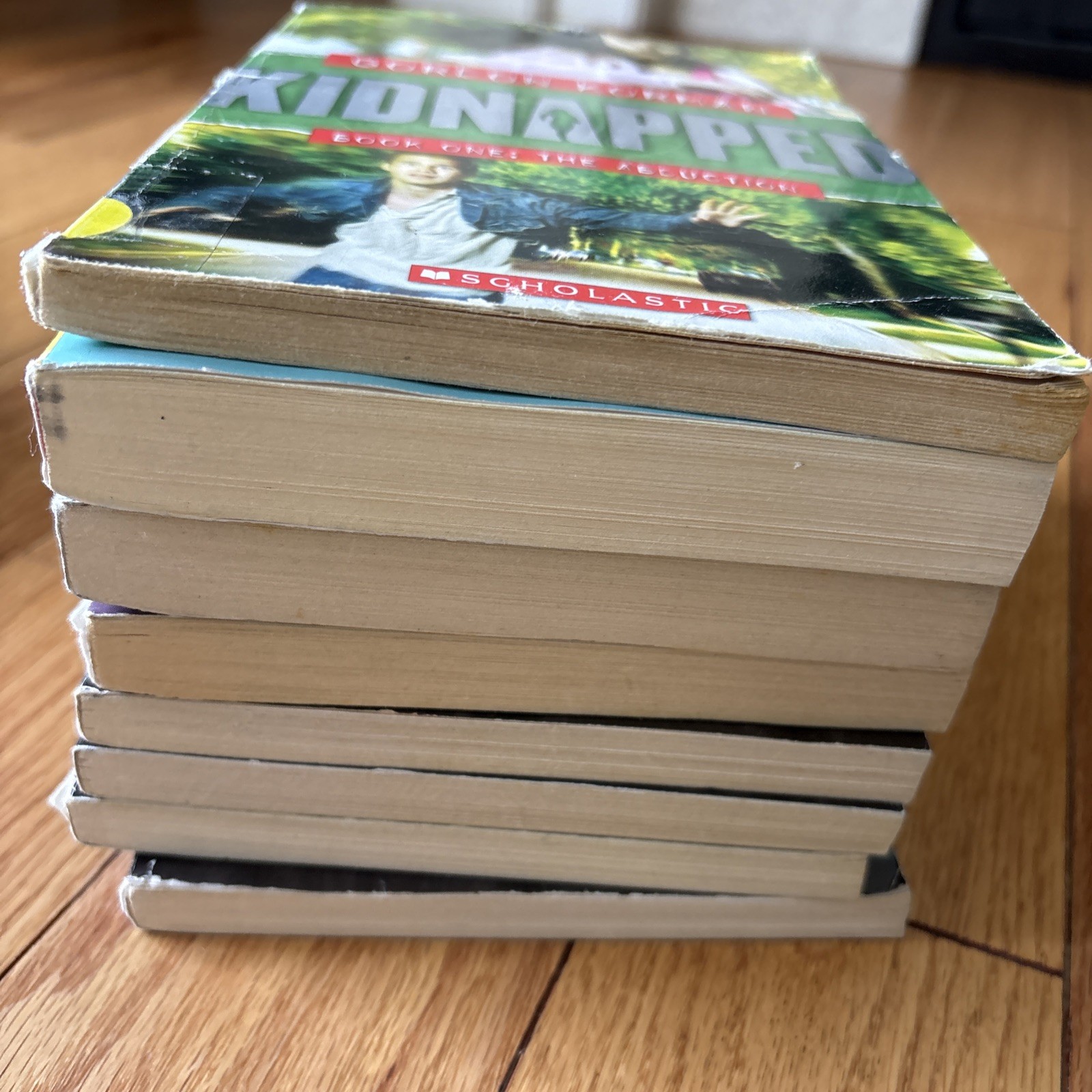 Gordon Korman Paperbacks, Lot of 8, Multiple Popular Titles