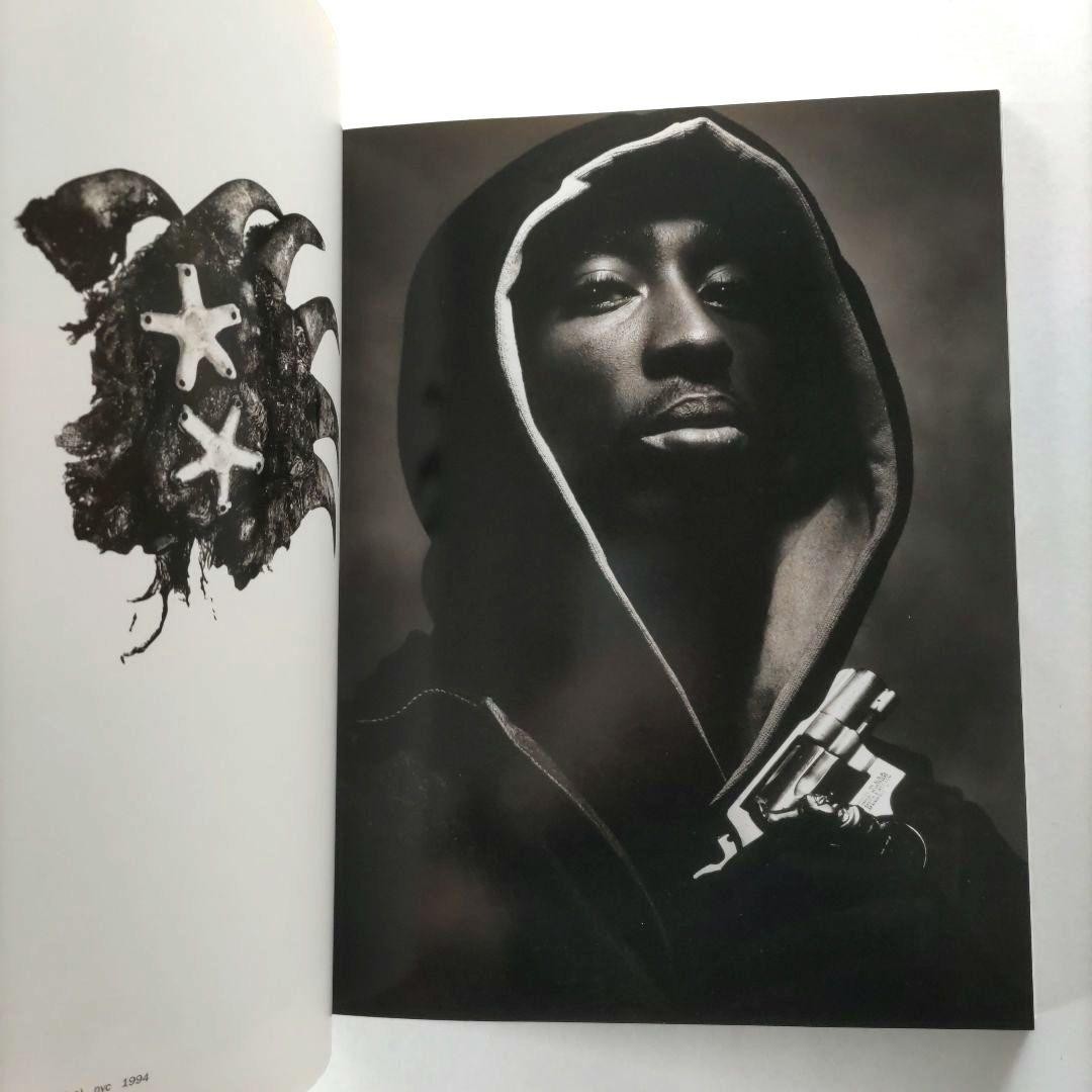 Albert Watson Mad Dog Photobook 128 pages Hardcover 9.4×11.8 inches 1997