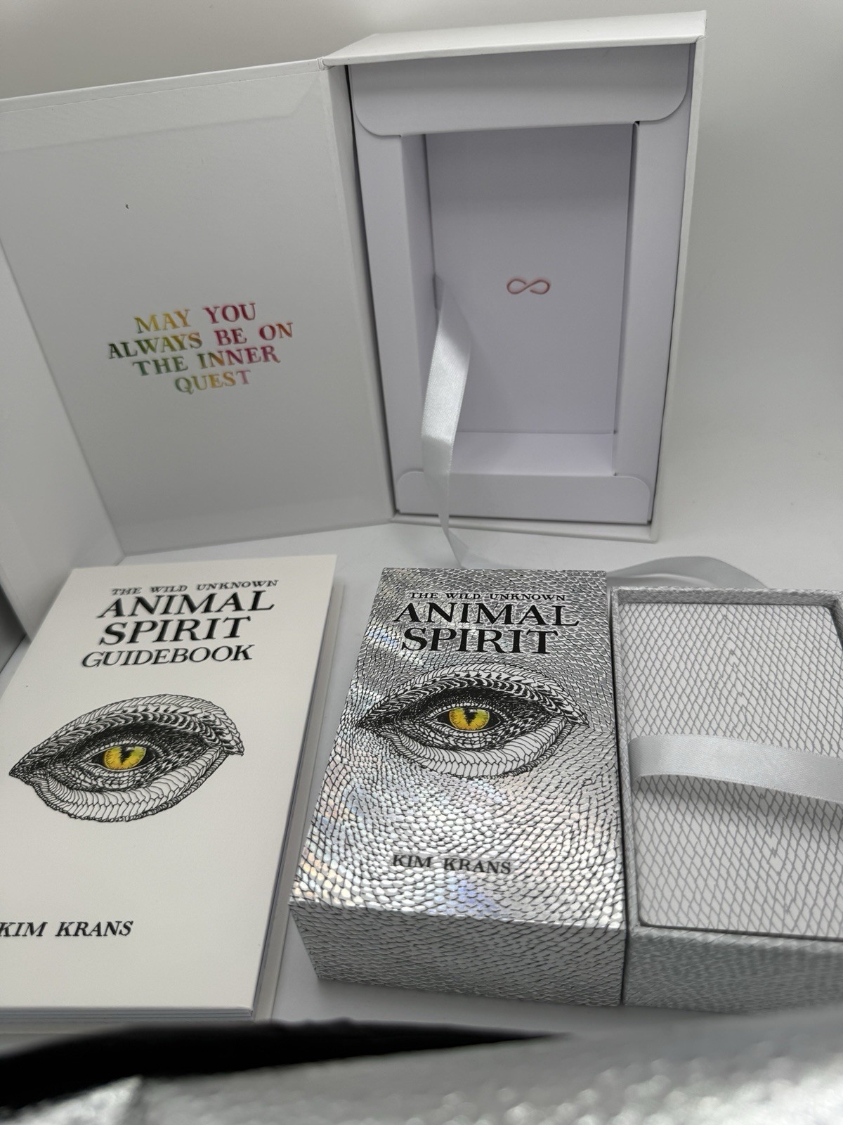 The Wild Unknown Animal Spirit Deck And Guidebook With Official Keepsake Box Set