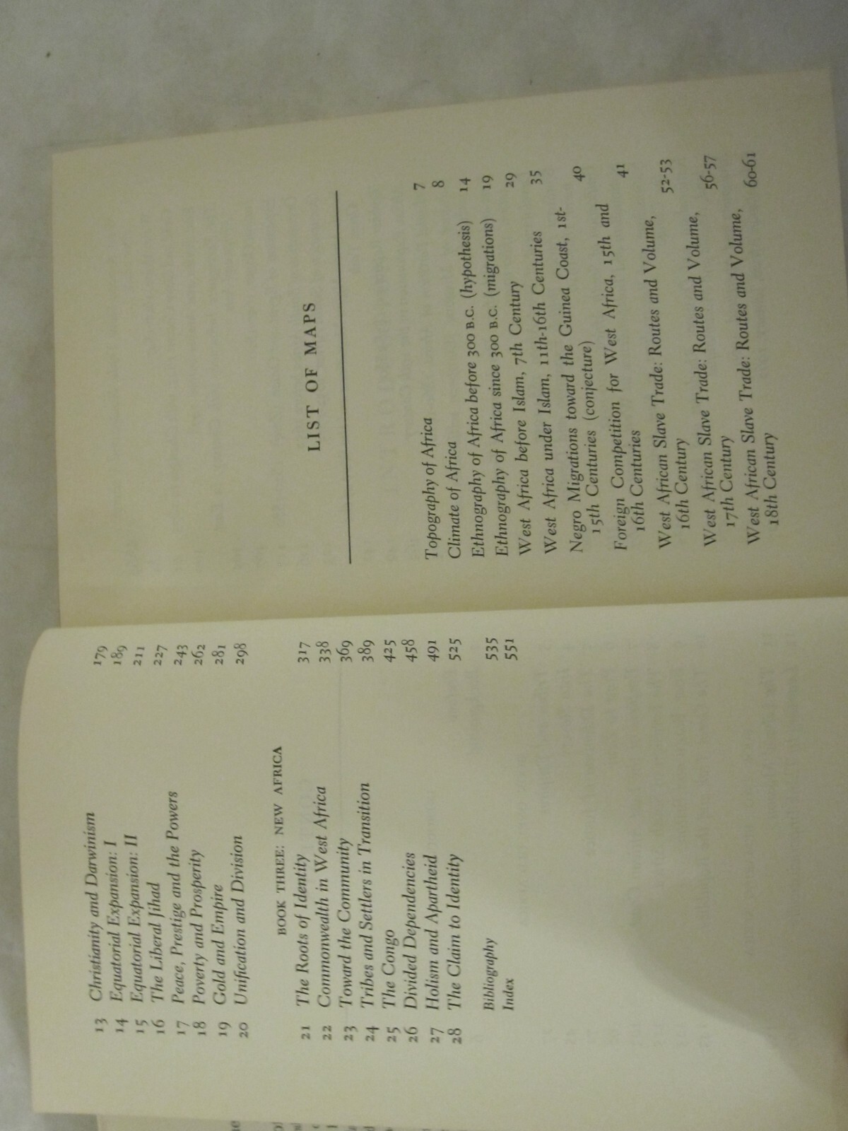 A History of Africa South of the Sahara, Hardcover 578 pages, 1962