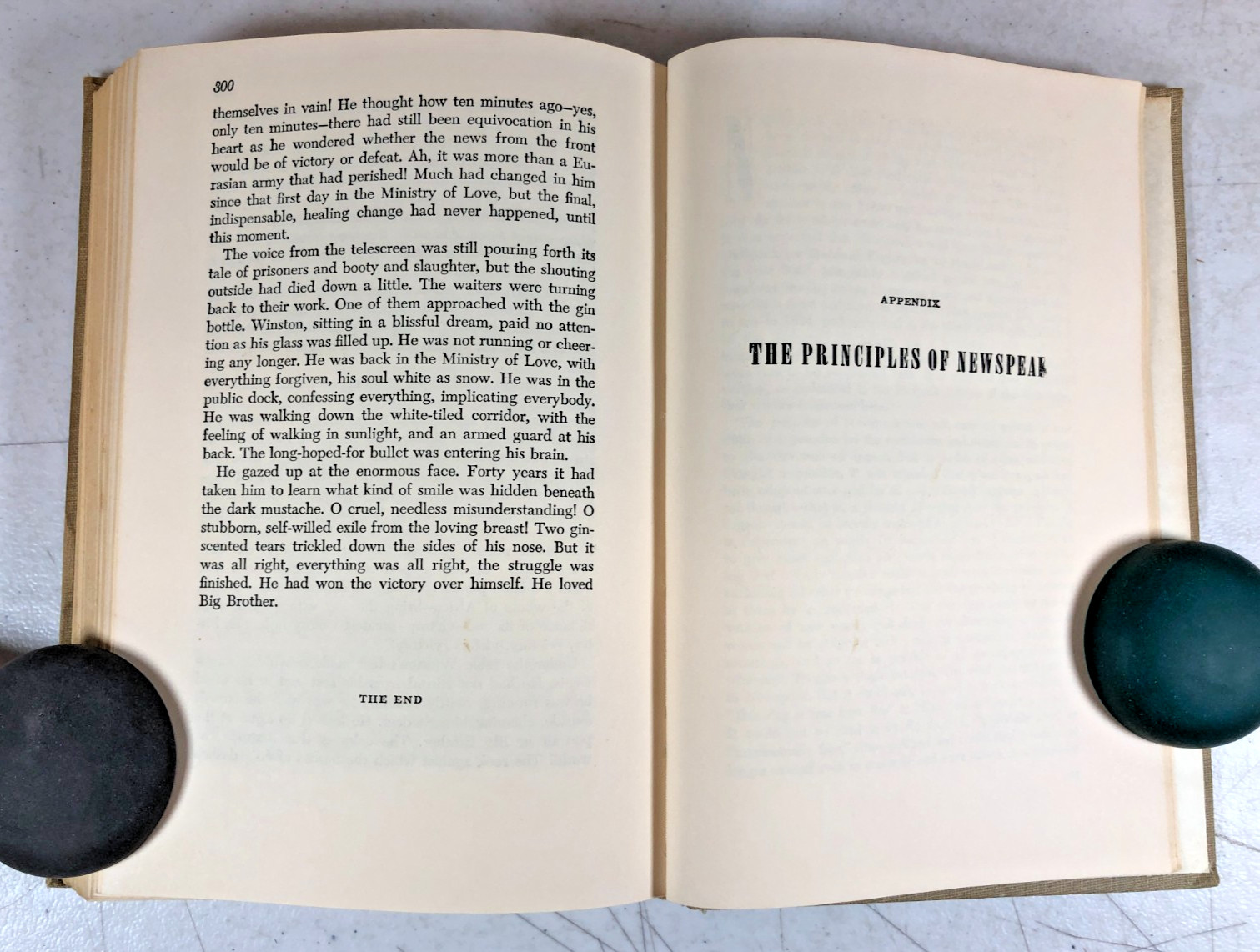 Nineteen Eighty-Four, George Orwell 1949 E-104