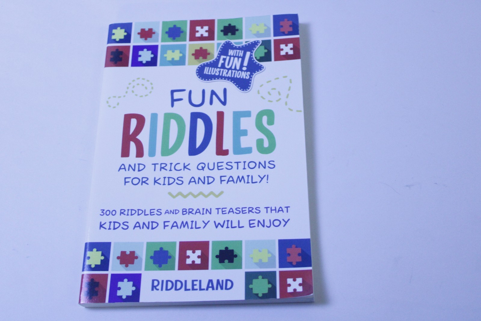 Fun Family Laughter Brain Teasers Puzzle Logic Kids Gift Book Riddle Fun for
