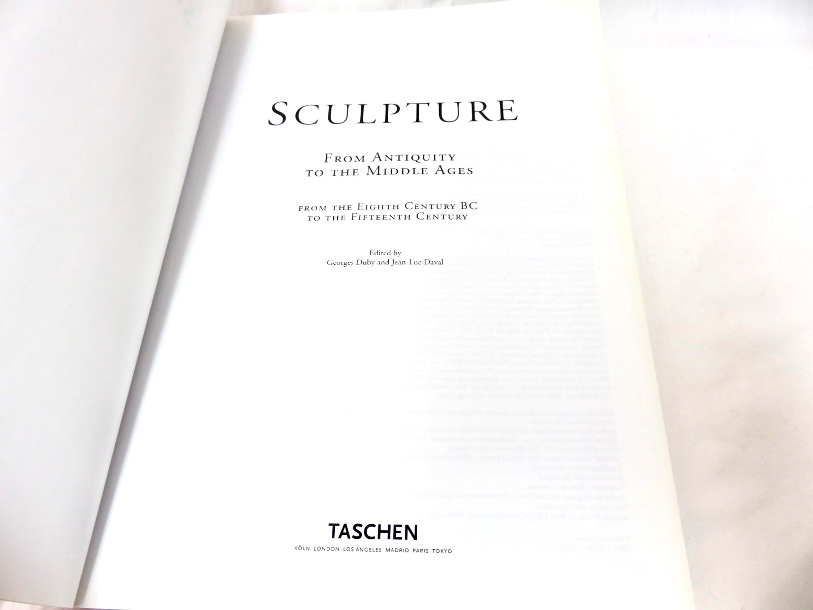 Sculpture – From Antiquity to the Middle Ages – Taschen Volume 1 – 544 pages