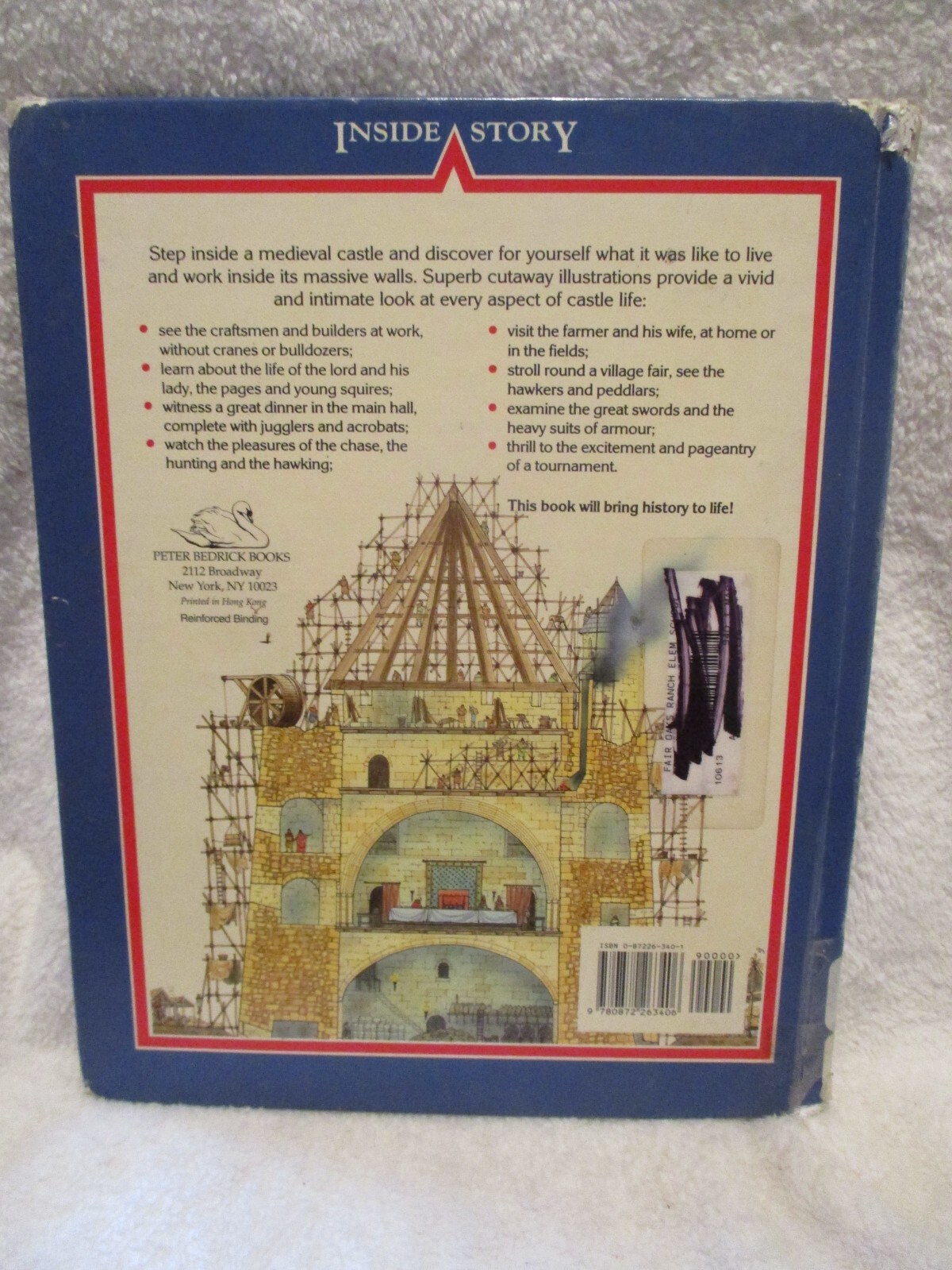A Medieval Castle~Fiona Macdonald~Mark Bergin~Hardcover~1997~7th Printing