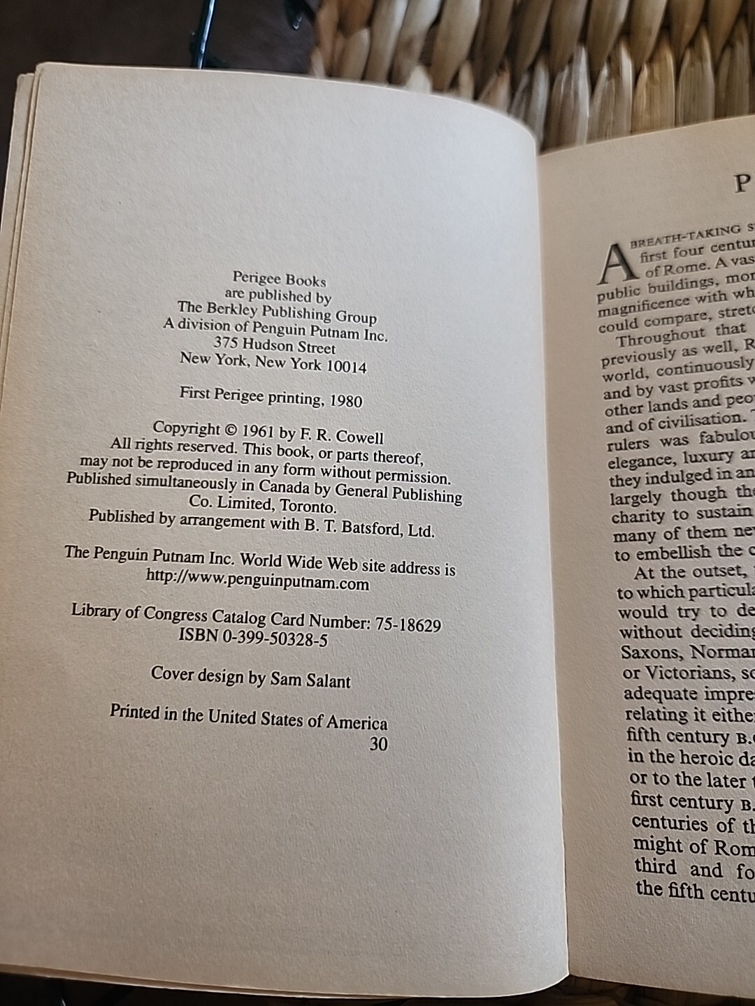 1980 Paperback “Life In Ancient Rome” By F.R. Cowell **Excellent Condition**