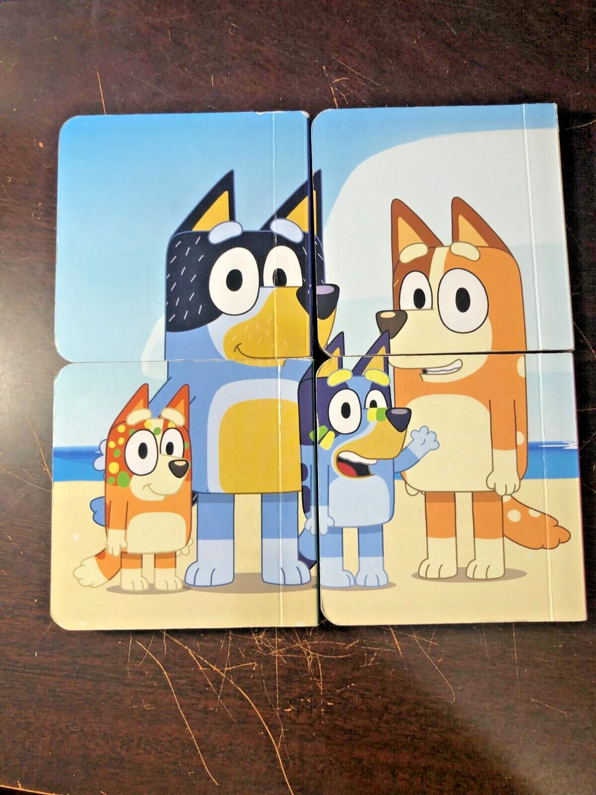 Bluey Little Library – 4 Board Books Make Jigsaw / BABY BOOKS LIKE NEW!