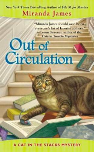 Out of Circulation (Cat in the Stacks Mystery) – Mass Market Paperback – GOOD