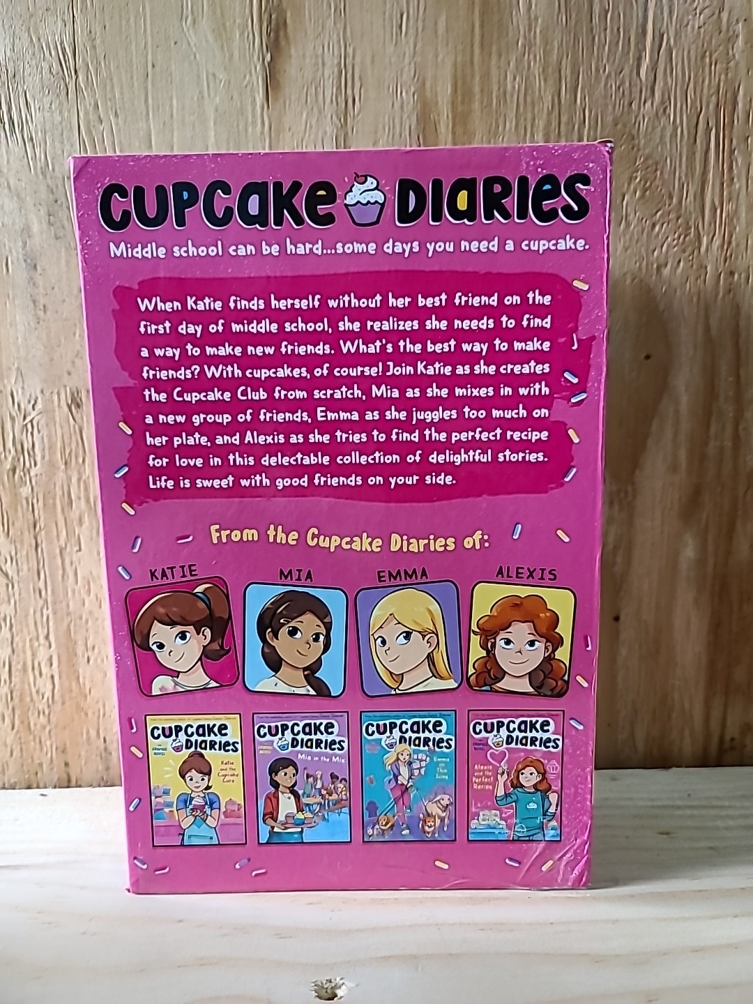 Cupcake Diaries Graphic Novel Box Set 4 Books Coco Simon Kids Series Paperback L