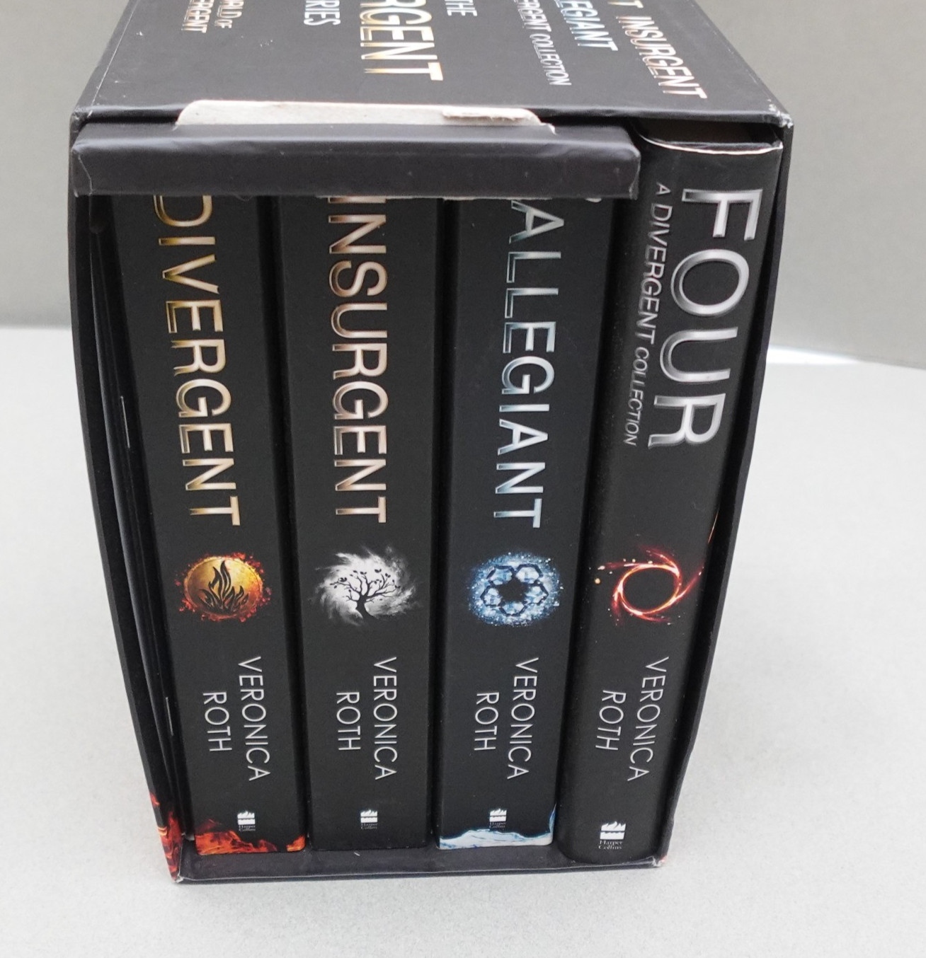 The Divergent Series Four Book Collection Box World Of Divergent Veronica Roth