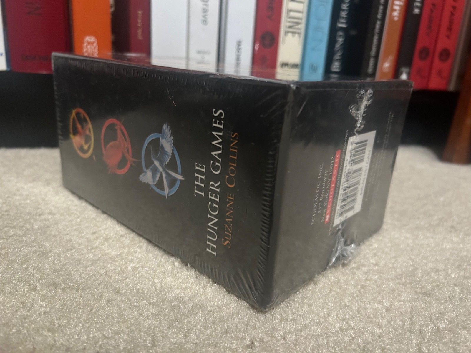 The Hunger Games Trilogy Box Set 3-BOOK-SET, Suzanne Collins 3 Paperback NEW