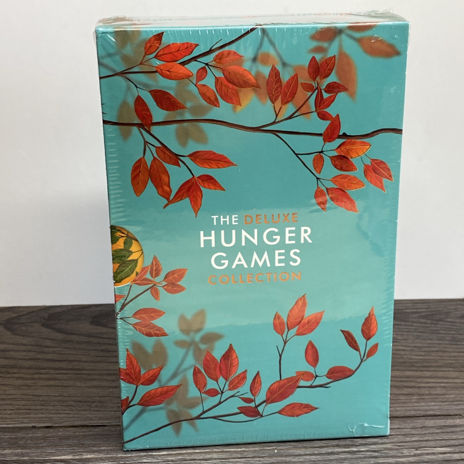 NEW SEALED! Hunger Games Box Set DELUXE EDITION w/ Stencil Edges Suzanne Collins