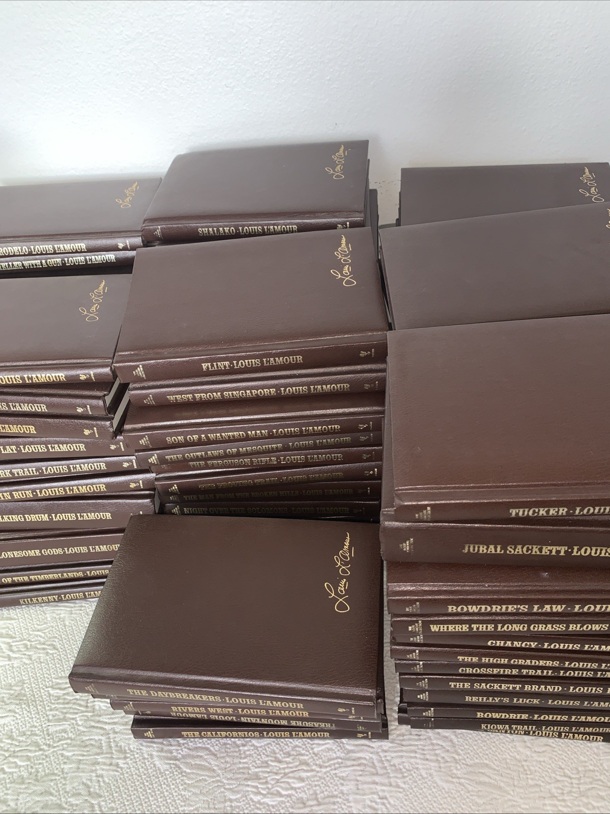 Louis L’Amour Leatherette Western Books-Choose Your Title-Drop Down Menu Bantam