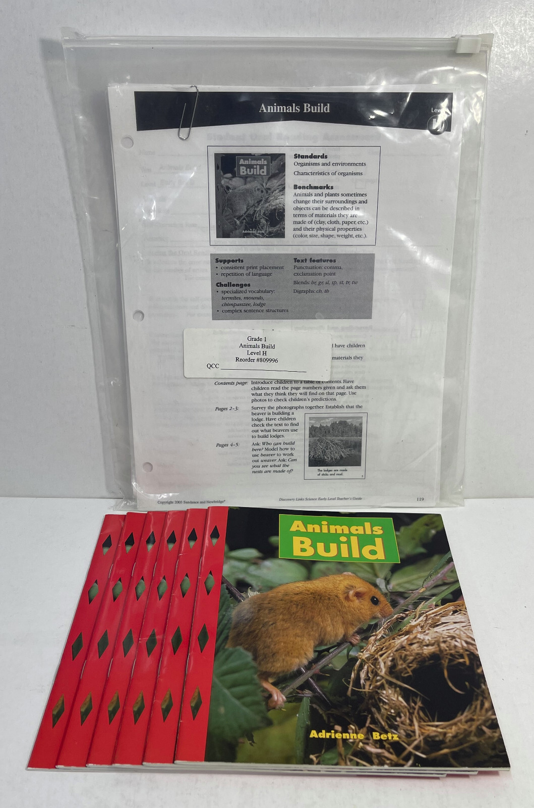 Animals Build, Adrienne Betz, 6 Pack Books, Grade 1 Level H
