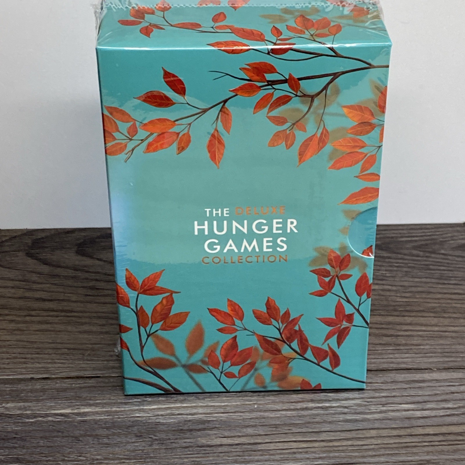 NEW SEALED! Hunger Games Box Set DELUXE EDITION w/ Stencil Edges Suzanne Collins