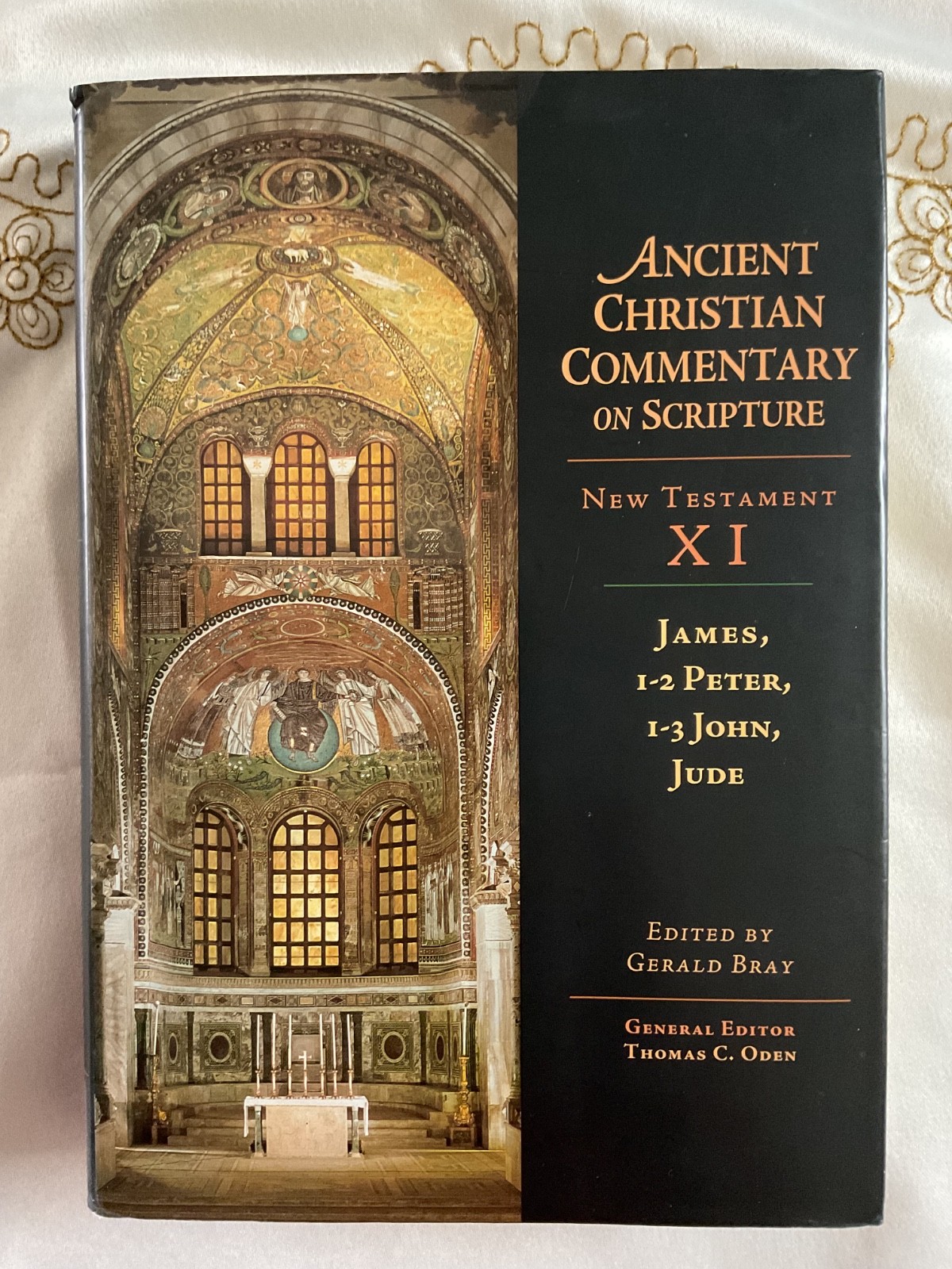 Ancient Christian Commentary on Scripture- James, 1-2 Peter, 1-3 John, Jude