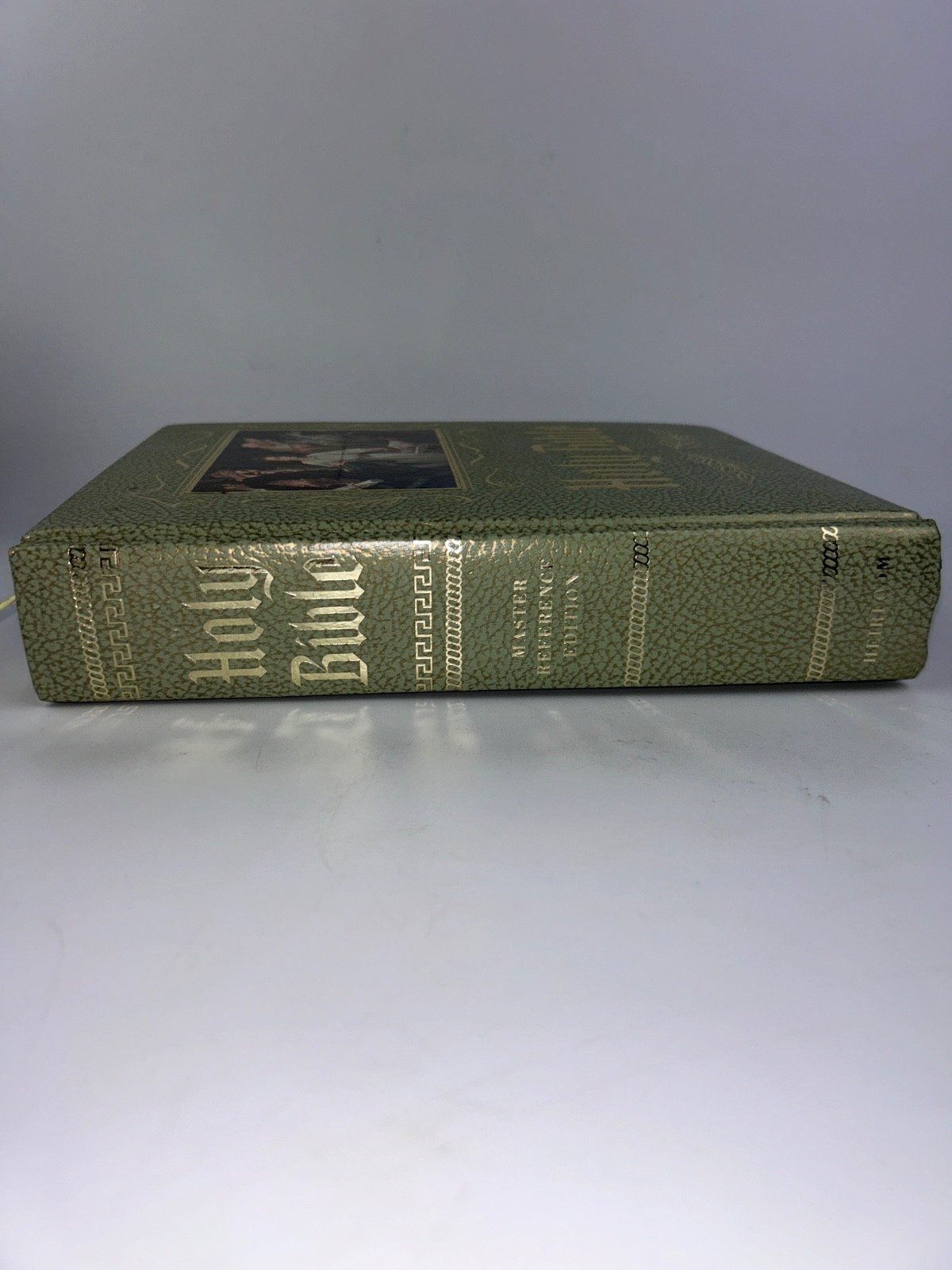 Catholic Holy Bible Heirloom Edition, Green Leather 12″X9″ Gold Edge KJV 1971