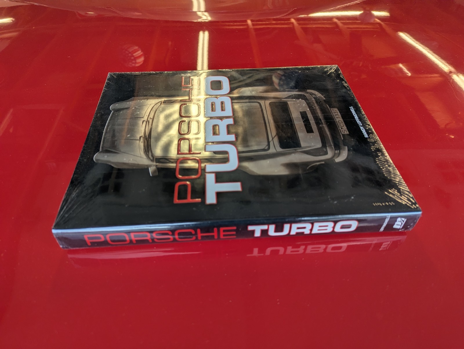 Porsche Turbo Book by Randy Leffingwell 930, 935, 924, 944, 968, 911 Ships Boxed