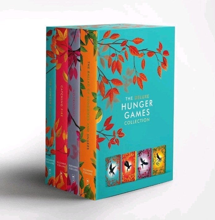 The Deluxe Hunger Games Collection -a stunningly designed 4 Book Paperback Set