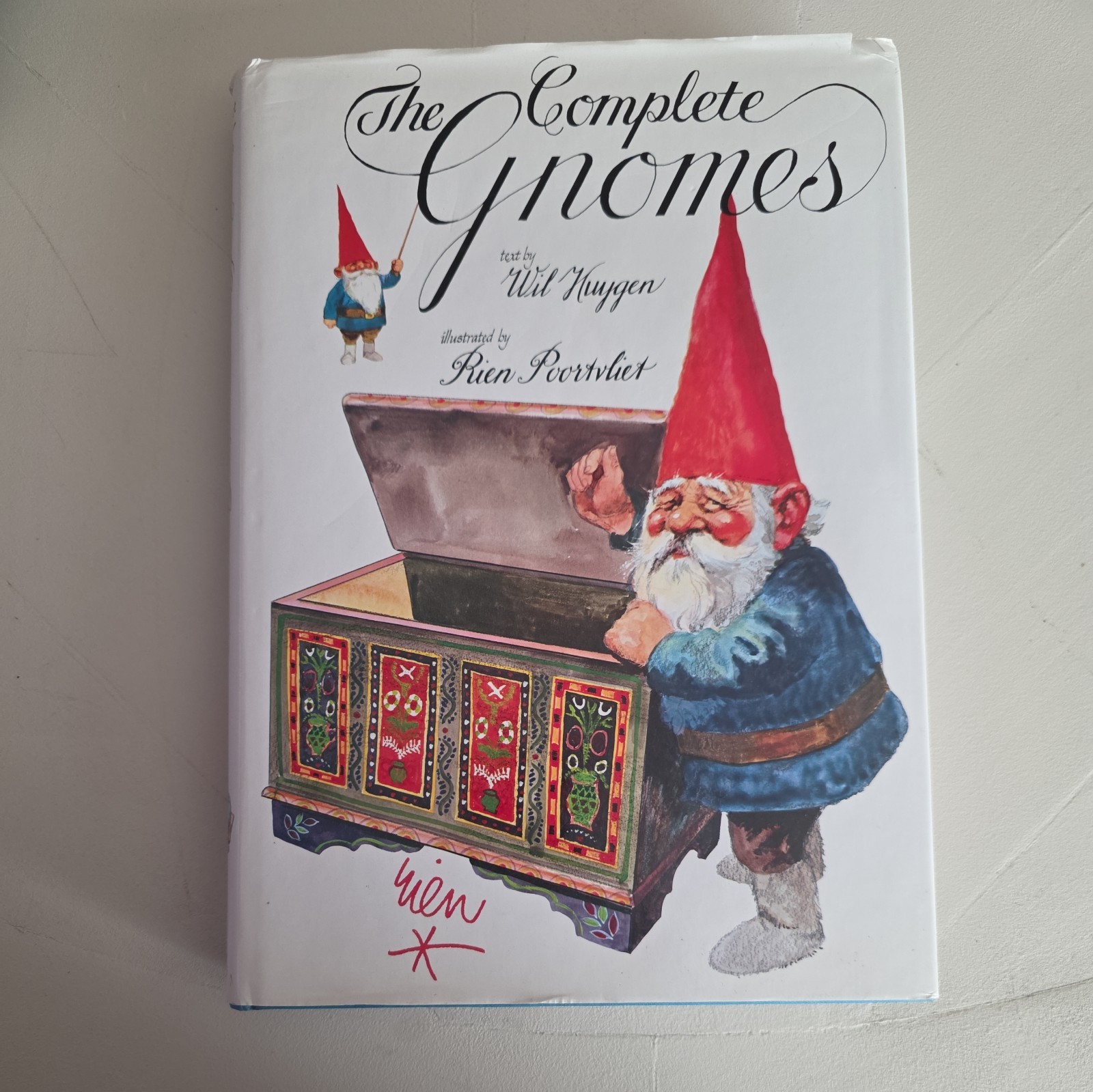 Vintage The Complete Gnomes Wil Huygen Rien Poortvliet HC Blue Abrams USA RARE