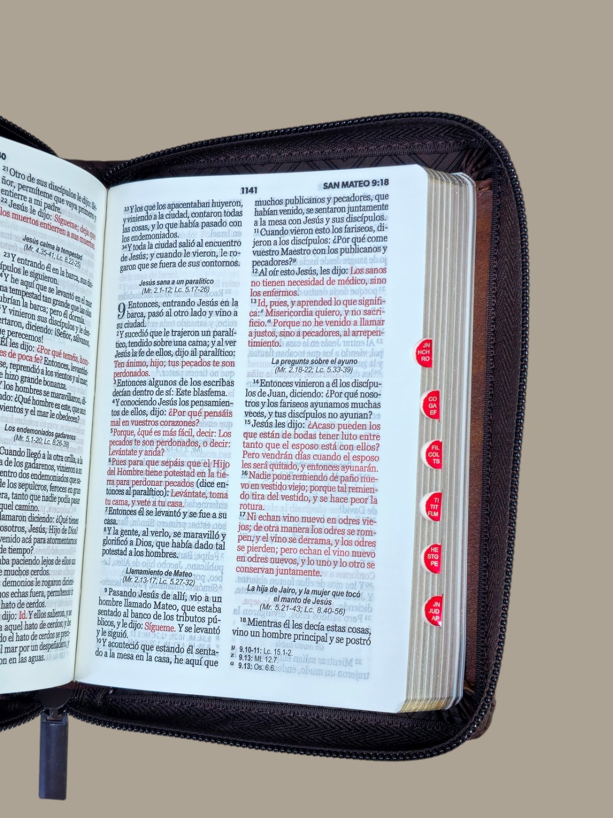 BIBLIA DE BOLSILLO REINA VALERA 1960 CON Cierre DUOTONO CAFÉ CON ÍNDICE