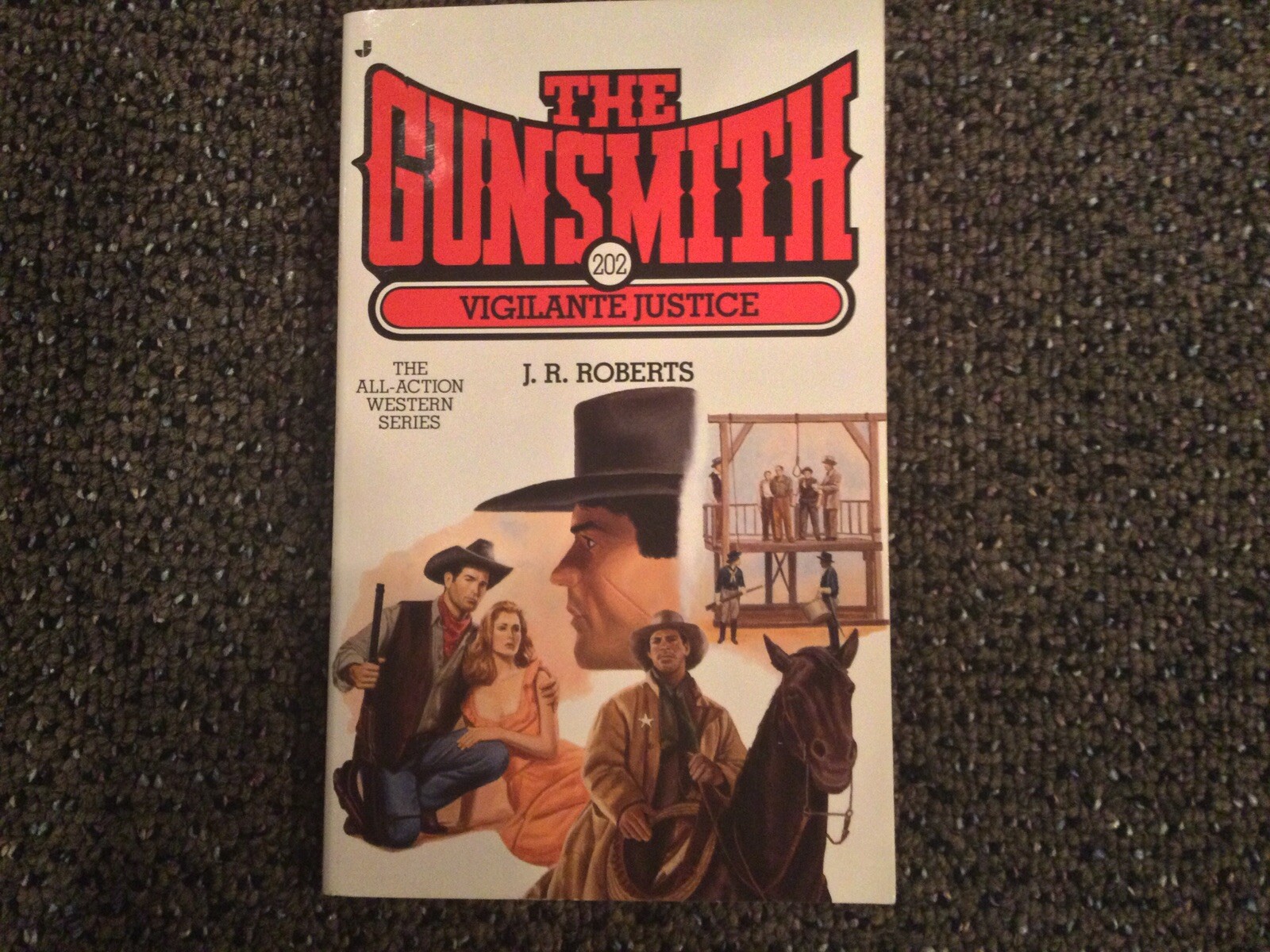 The Gunsmith Ser.: Vigilante Justice by J. R. Roberts (1998, Mass Market)
