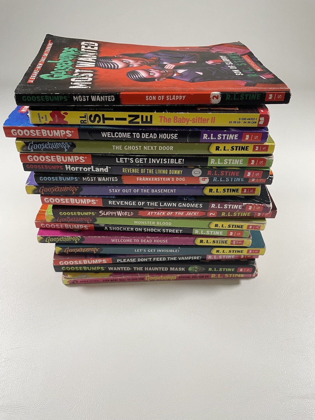 Goosebumps RL Stine Book Lot Of 17 Multiple Titles Preowned Horror Scary Stories