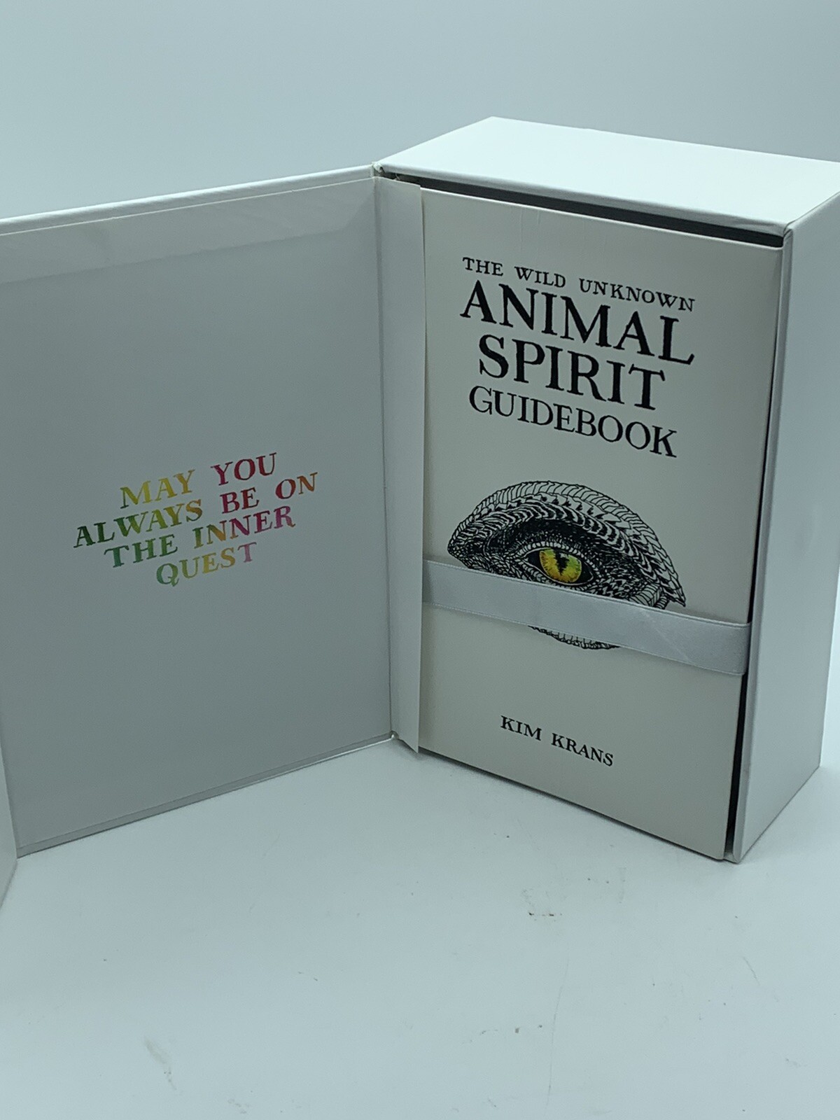 The Wild Unknown Animal Spirit Deck and Guidebook (Official Keepsake Box Set…