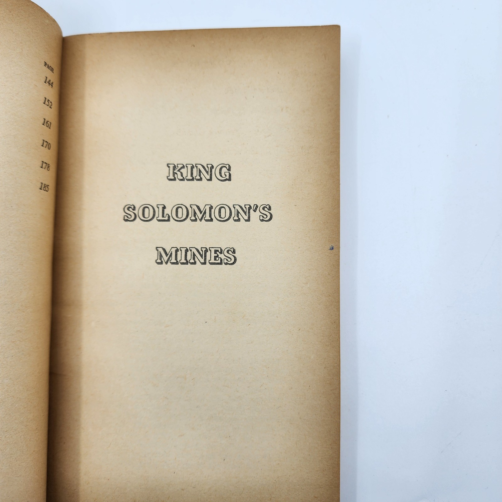 Vintage Adventure Fiction – King Solomon’s Mines by H. Rider Haggard (1960s PB)