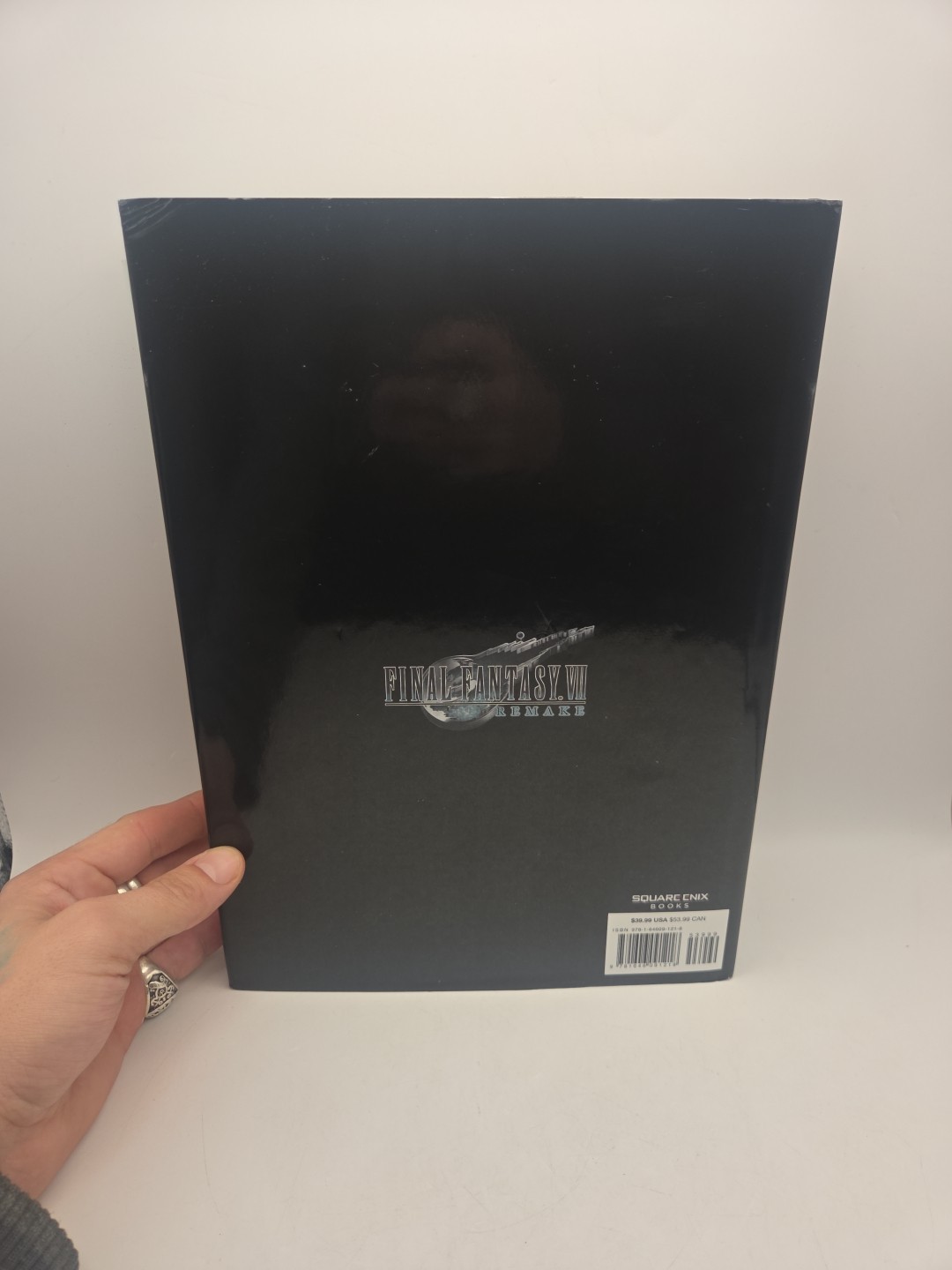 Final Fantasy VII Remake: Material – Hardcover Square Enix; Studio Guide