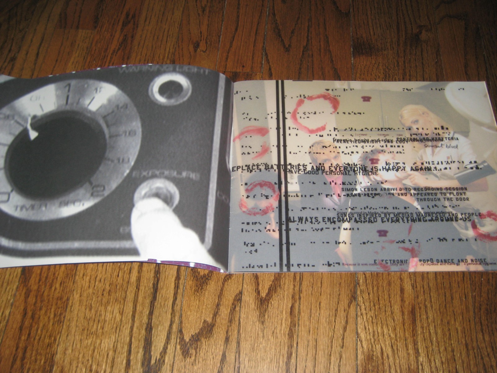 Duran Duran Ultra Chrome Latex and Steel Tour 1998 Rare Concert Book Medazzaland