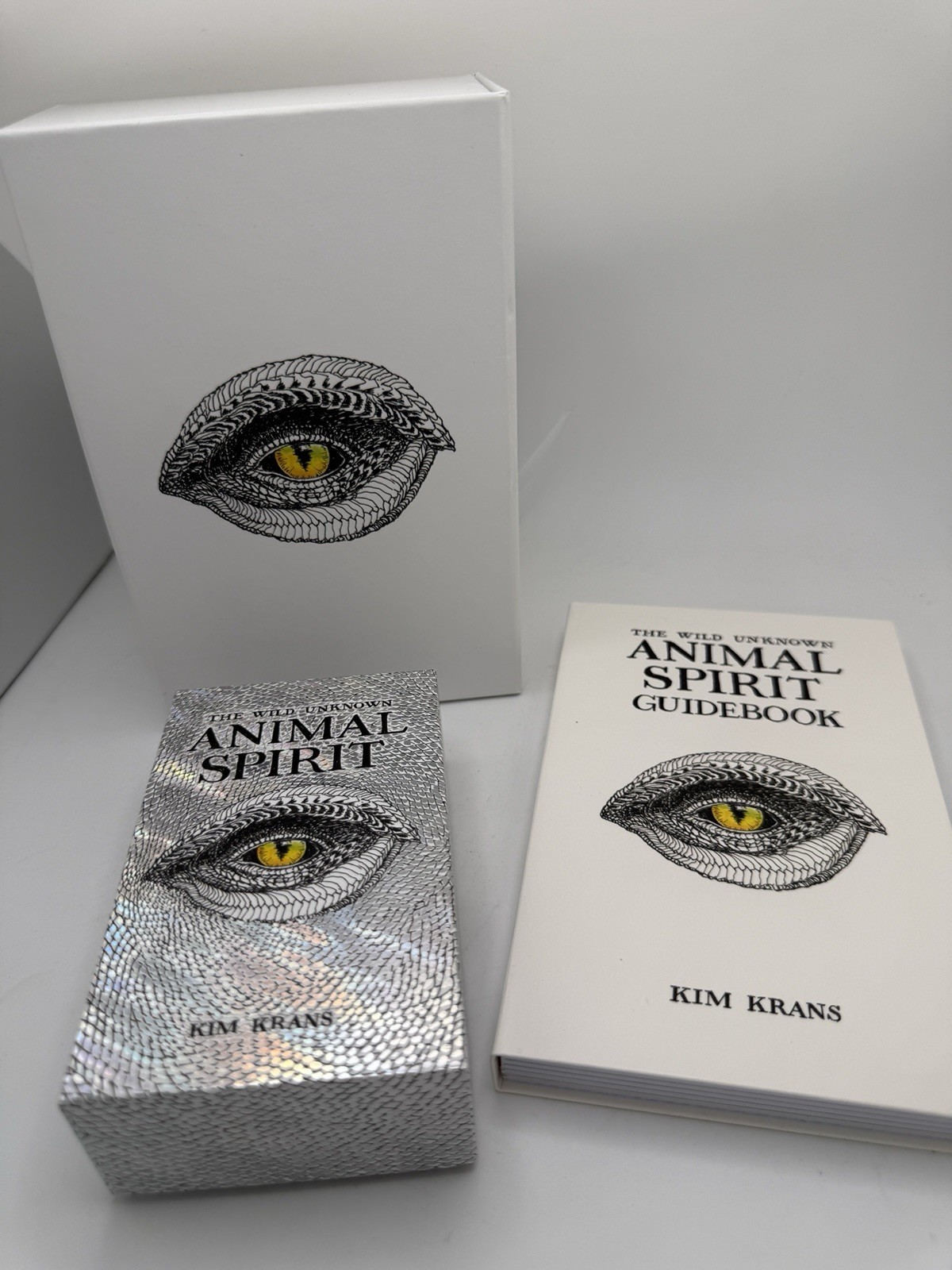 The Wild Unknown Animal Spirit Deck And Guidebook With Official Keepsake Box Set